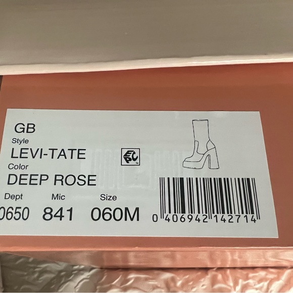 Deep Rose boots - Picture 3 of 4